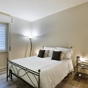 Dante Apartment Como